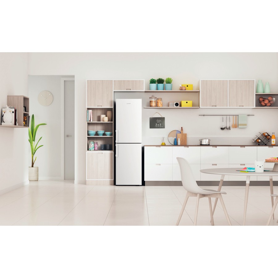 additioanl image for  Indesit Fridge Freezer White 286 L 