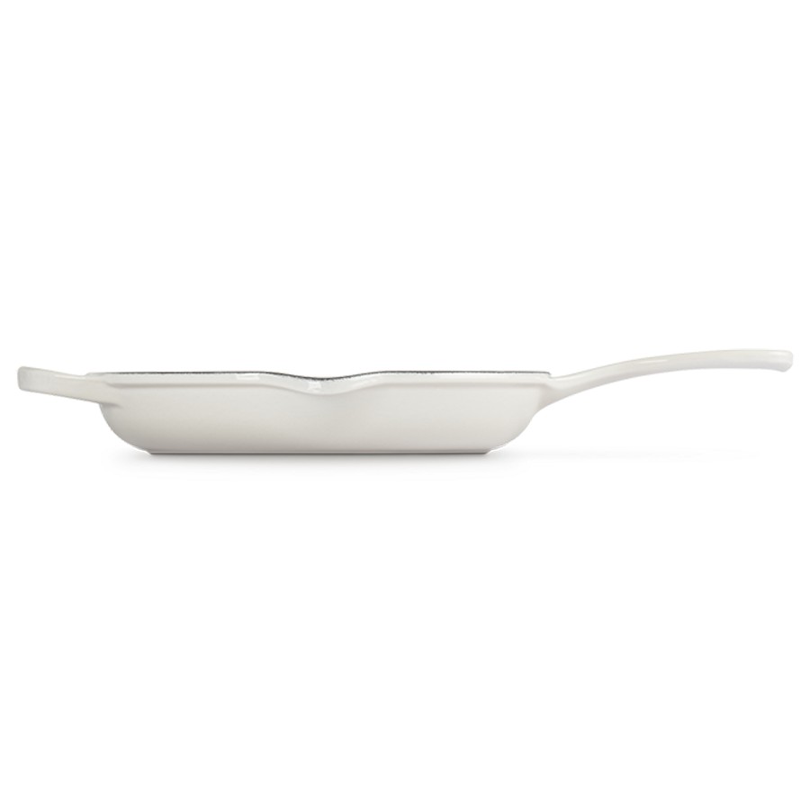 additioanl image for  Le Creuset Round Skillet Meringue 23 cm 