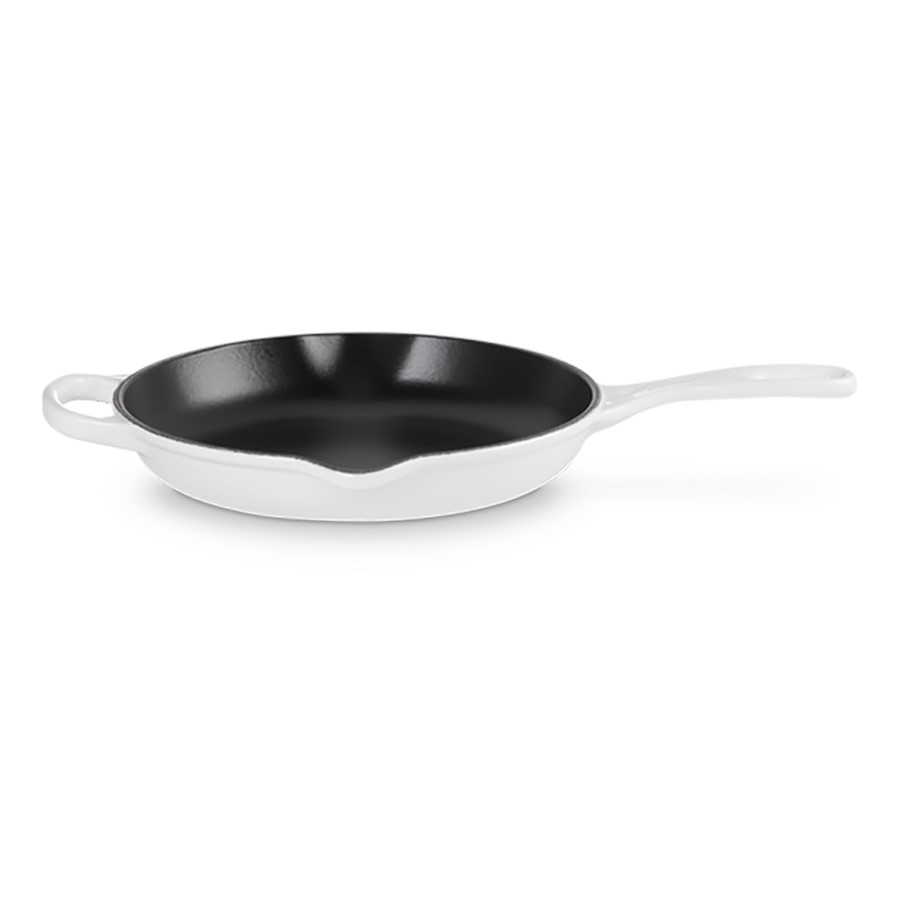 additioanl image for  Le Creuset Round Skillet White 23 cm 