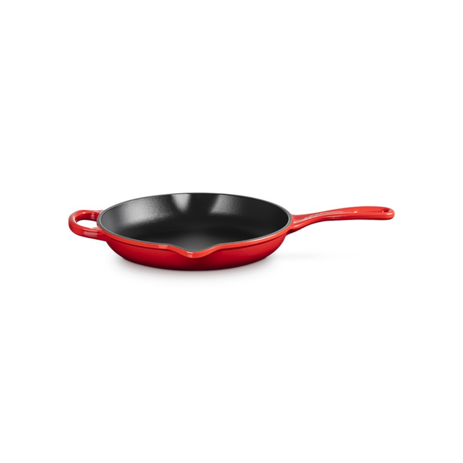 additioanl image for  Le Creuset Round Skillet Cerise 23 cm 