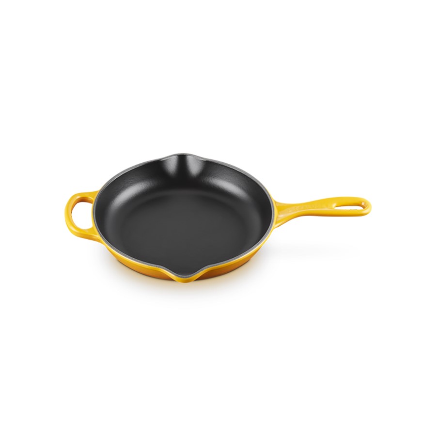 additioanl image for  Le Creuset Rd. Skillet Nectar 23 cm 