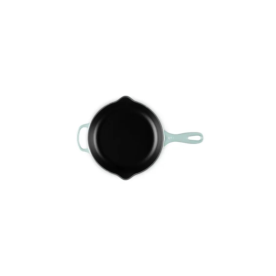 additioanl image for  Le Creuset Round Skillet Sea Salt 23 cm 
