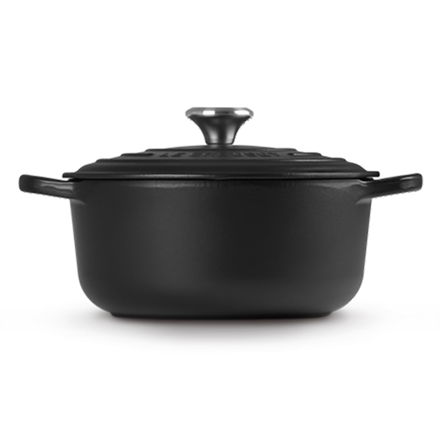additioanl image for  Le Creuset Round Casserole M/Black 20 cm 
