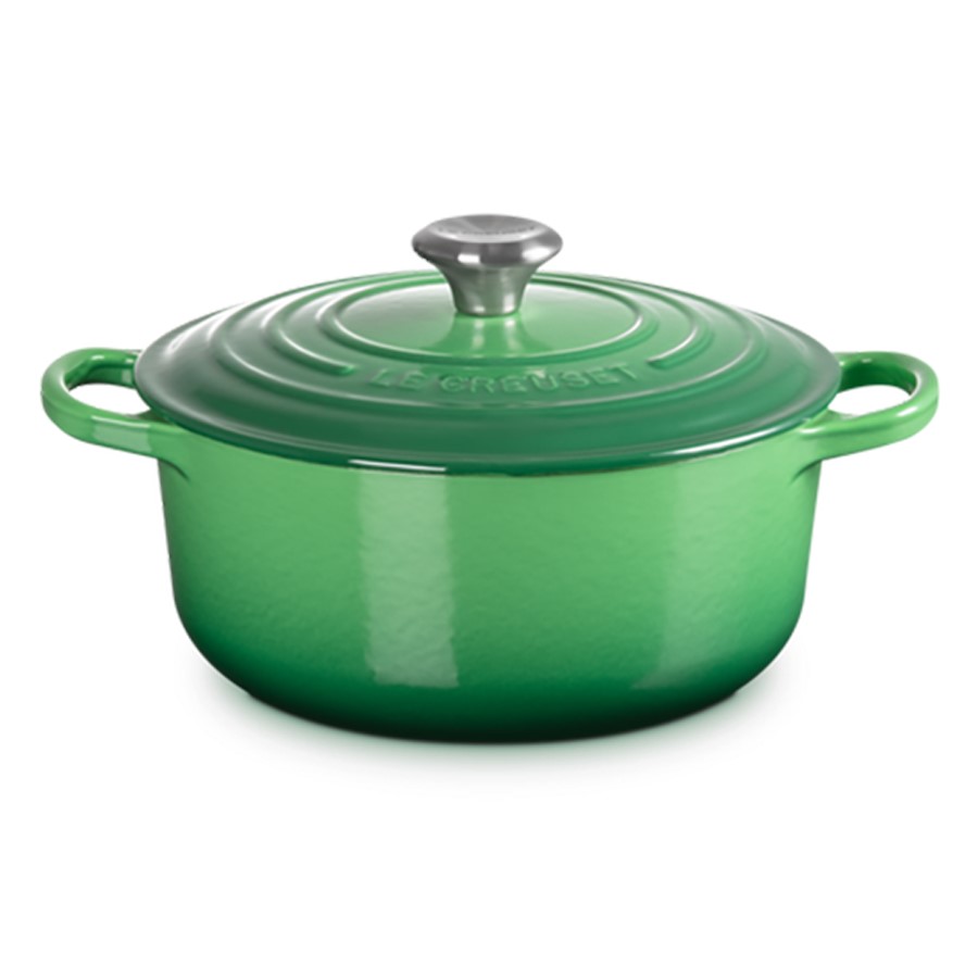 additioanl image for  Le Creuset Round Casserole Bamboo 20 cm 