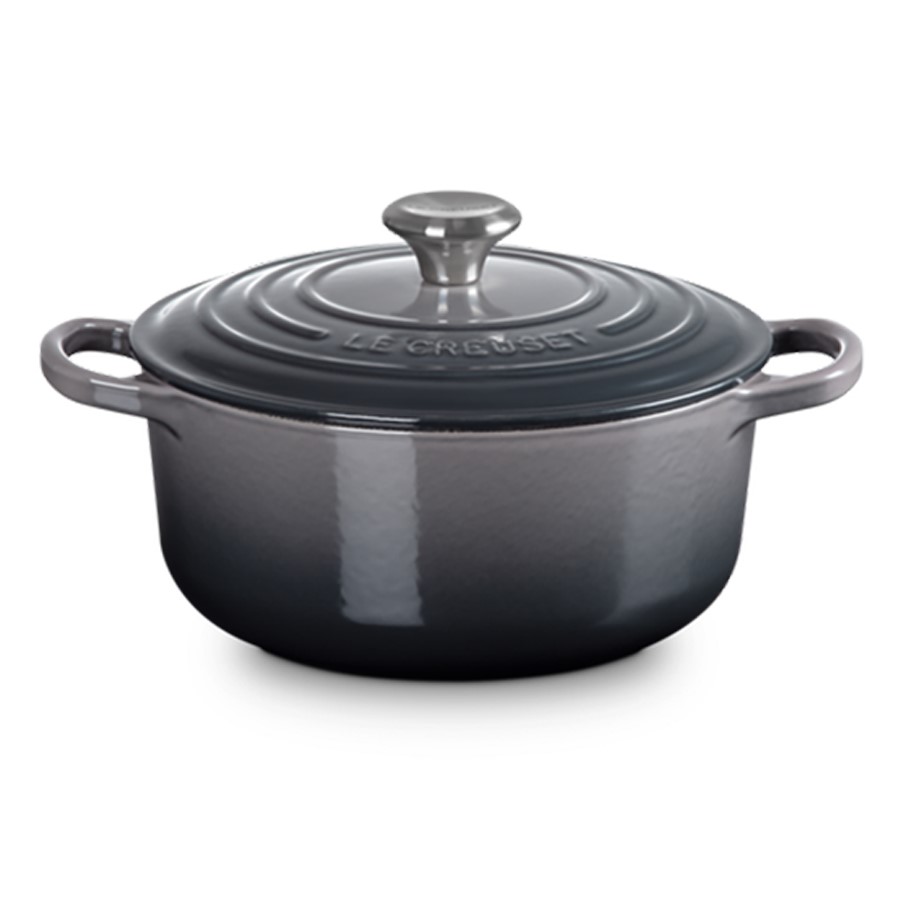 additioanl image for  Le Creuset Round Casserole Flint 20 cm 