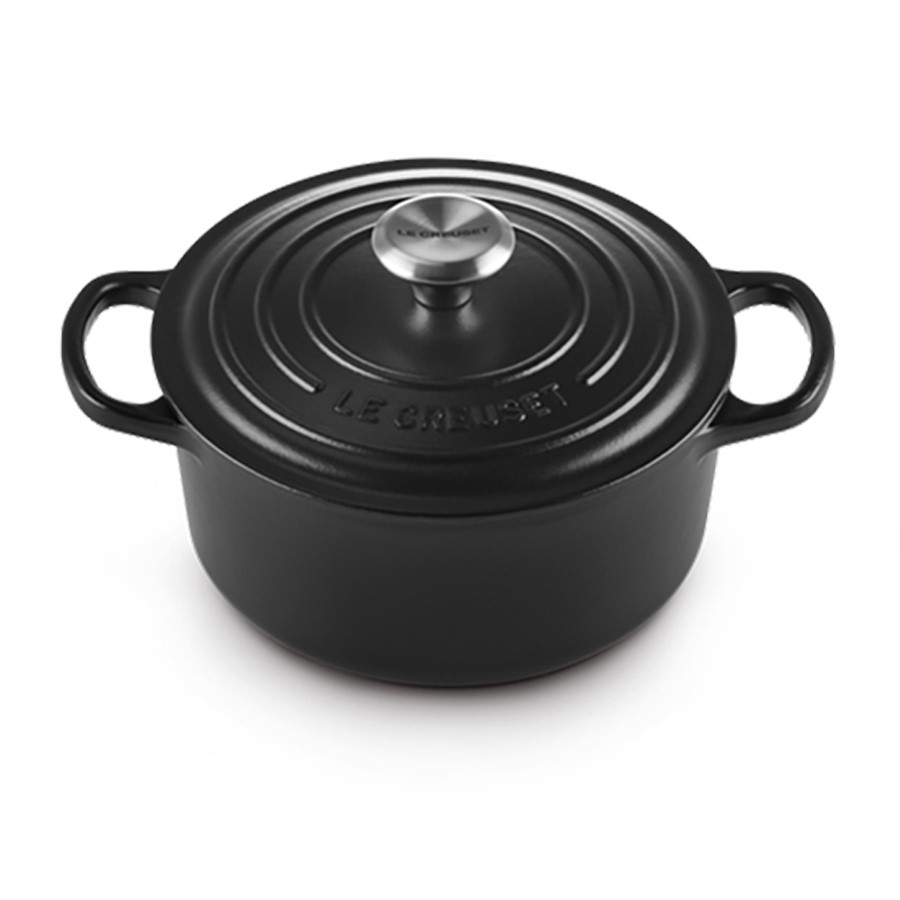 additioanl image for  Le Creuset Round Cass. Satin Black 22 cm 