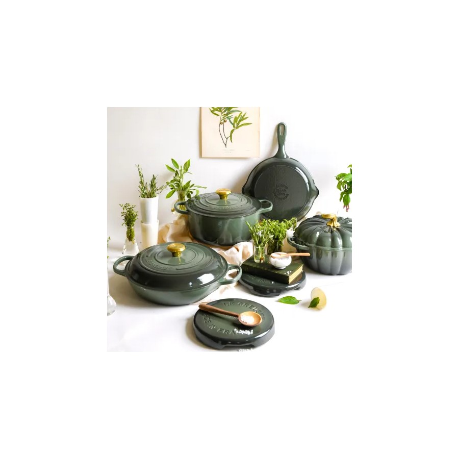 additioanl image for  Le Creuset Shallow Casserole Thyme 30 cm 