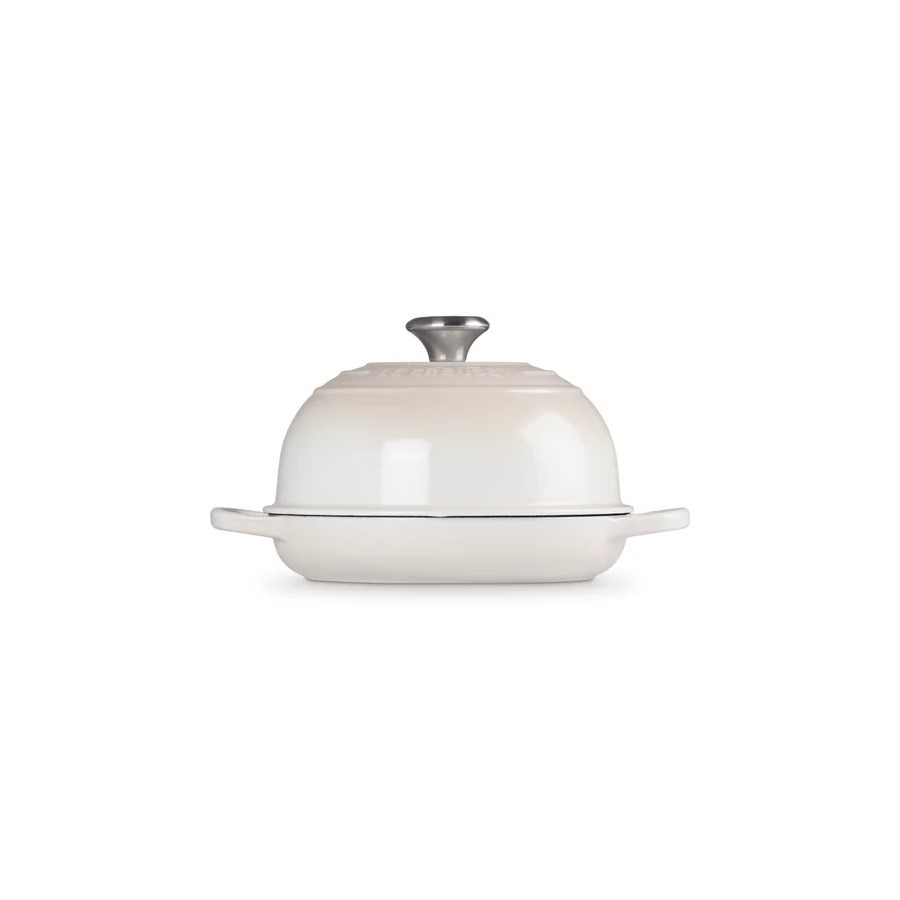additioanl image for  Le Creuset Bread Oven Meringue 24 cm 