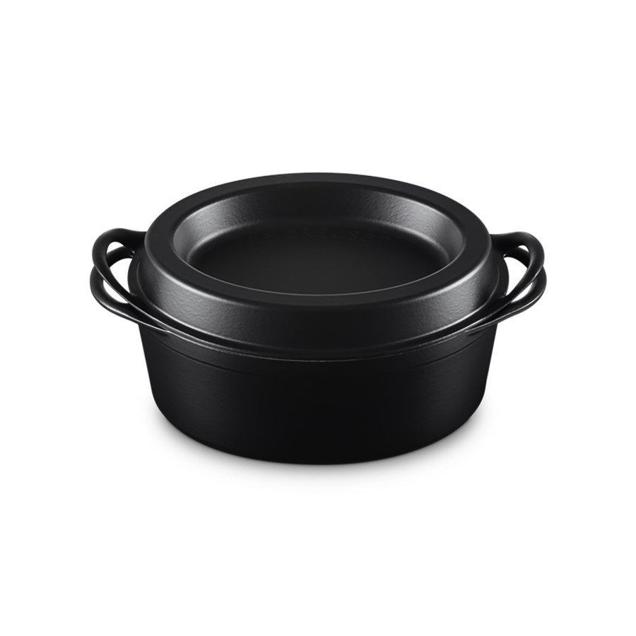additioanl image for  Le Creuset Oval Doufeu Satin Black 32 cm 