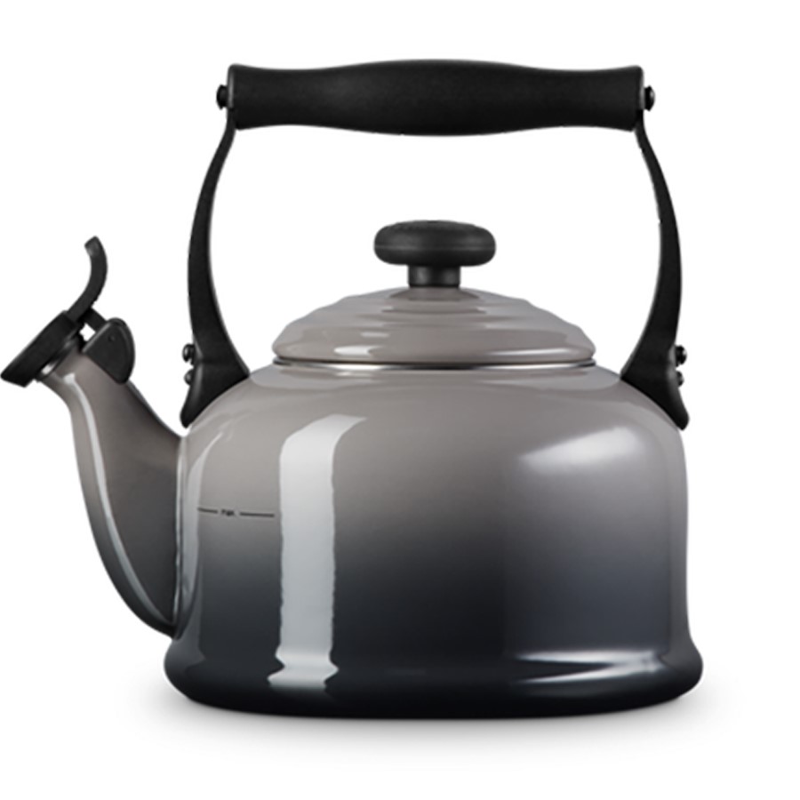 additioanl image for  Le Creuset Trad. Kettle Flint 2.1 Litre 