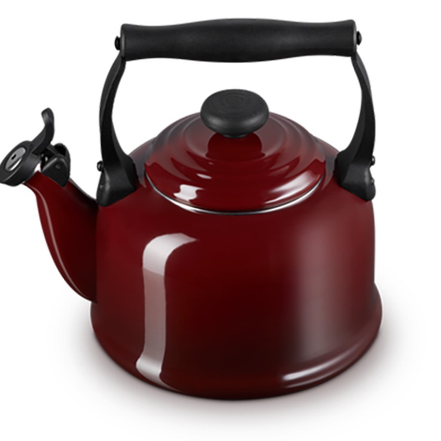additioanl image for  Le Creuset Traditional Kettle Garnet 2.1 
