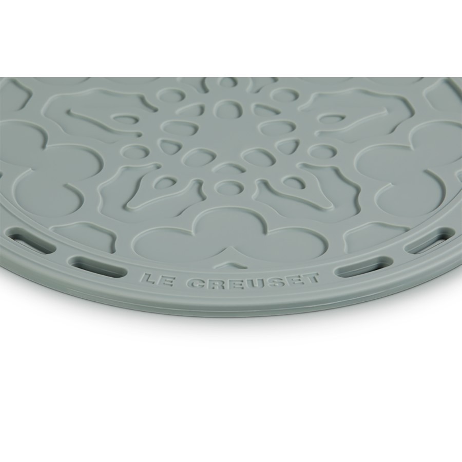 additioanl image for  Le Creuset French Trivet Sea Salt 20cm 