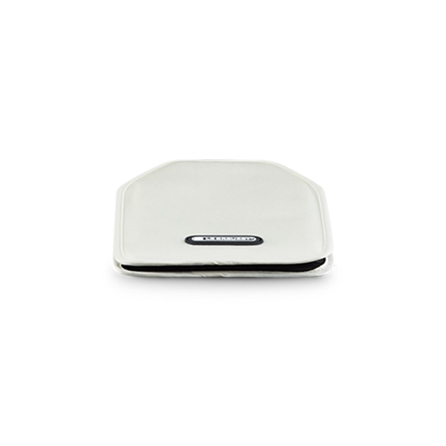 additioanl image for  Le Creuset Cooler Sleeve Meringue WA-12 