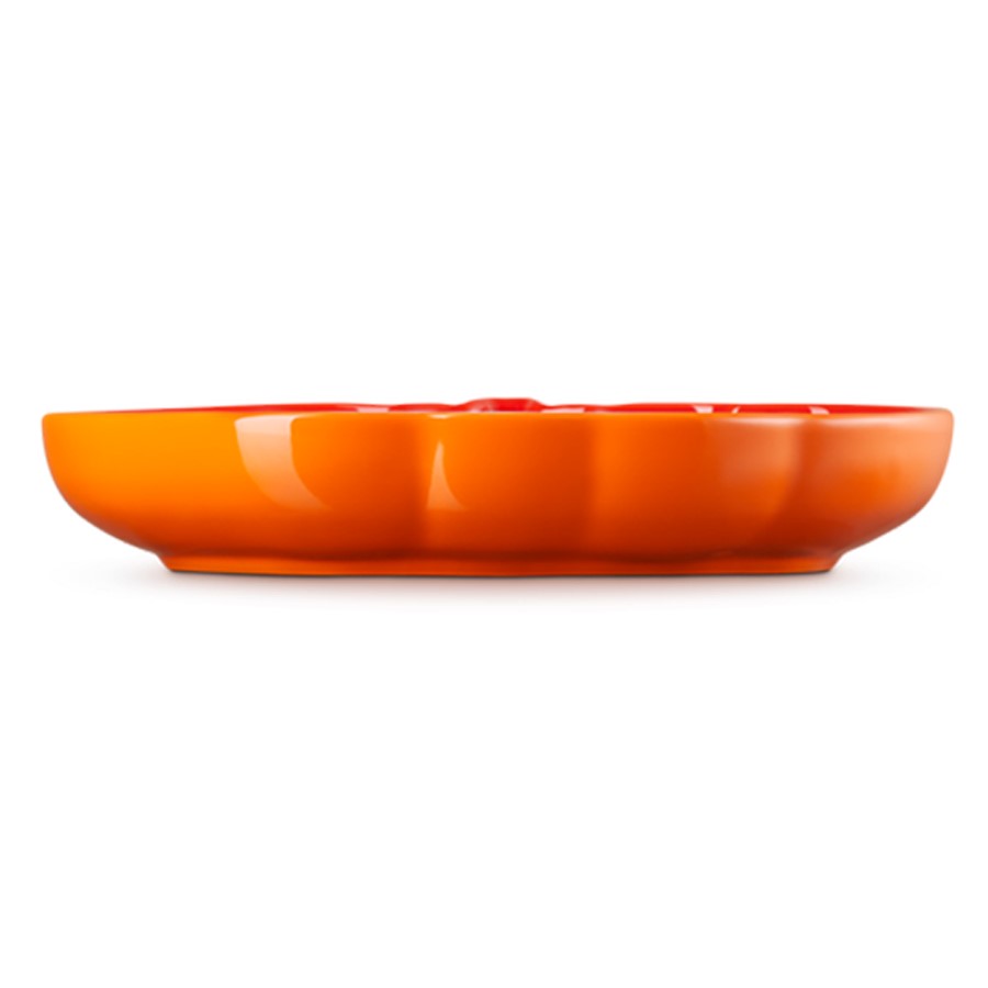 additioanl image for  Le Creuset Pumpkin Dish Flame 23 cm 