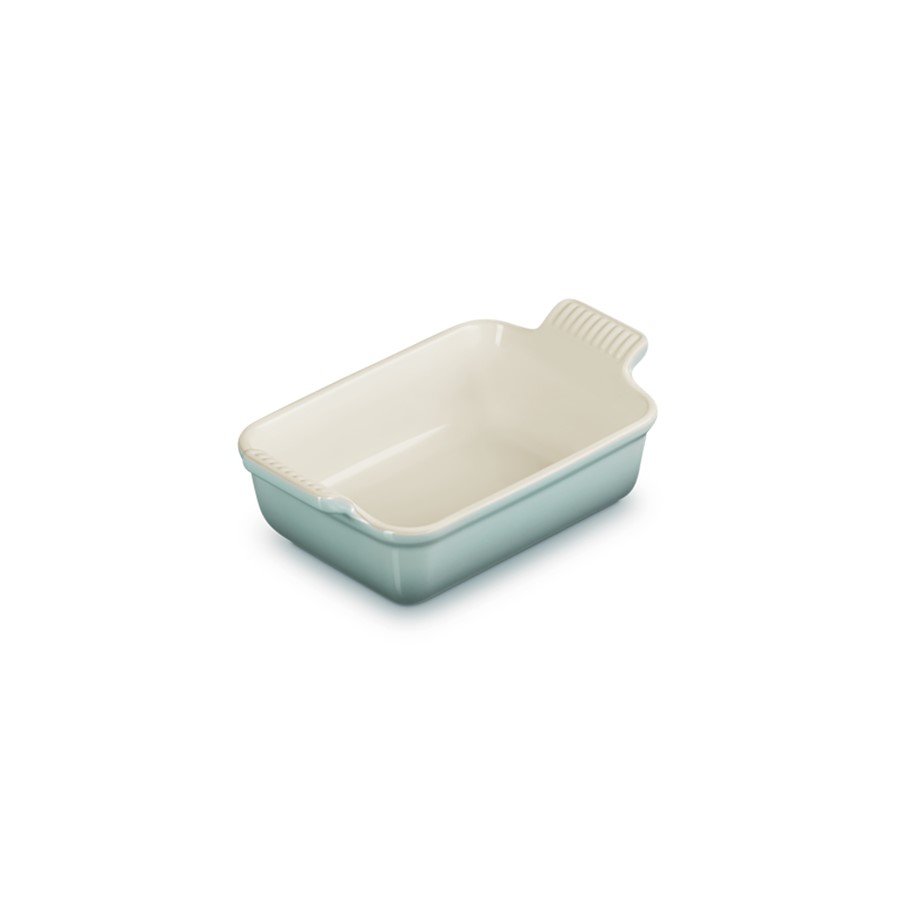 additioanl image for  Le Creuset Gratin Dish Sea Salt 19 cm 