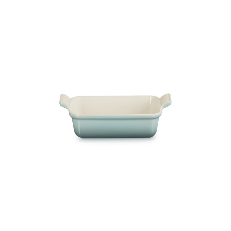 additioanl image for  Le Creuset Gratin Dish Sea Salt 19 cm 