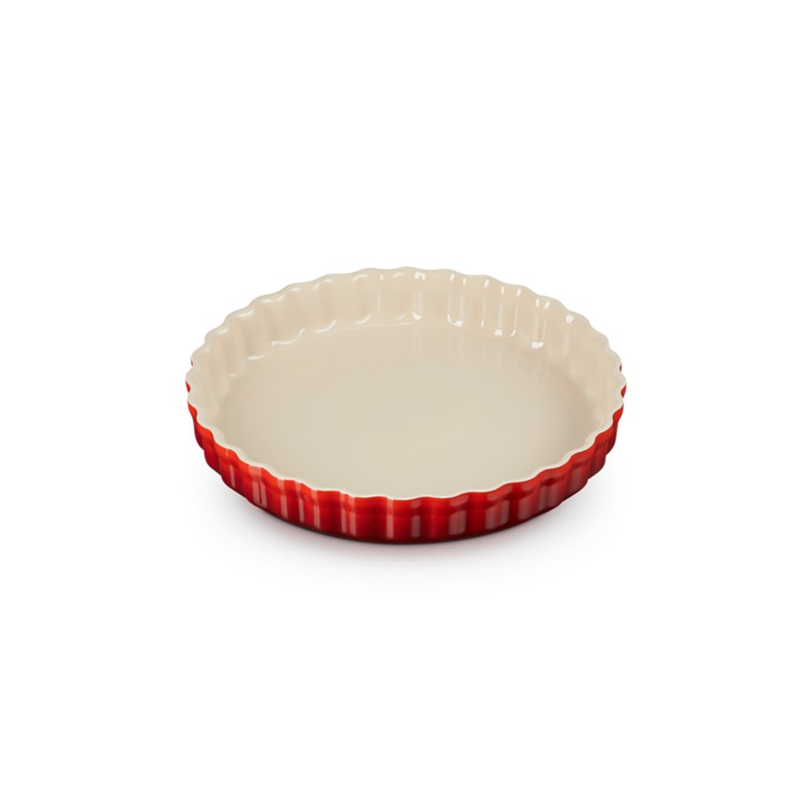 additioanl image for  Le Creuset Flan Fluted Dish Cerise 28 cm 