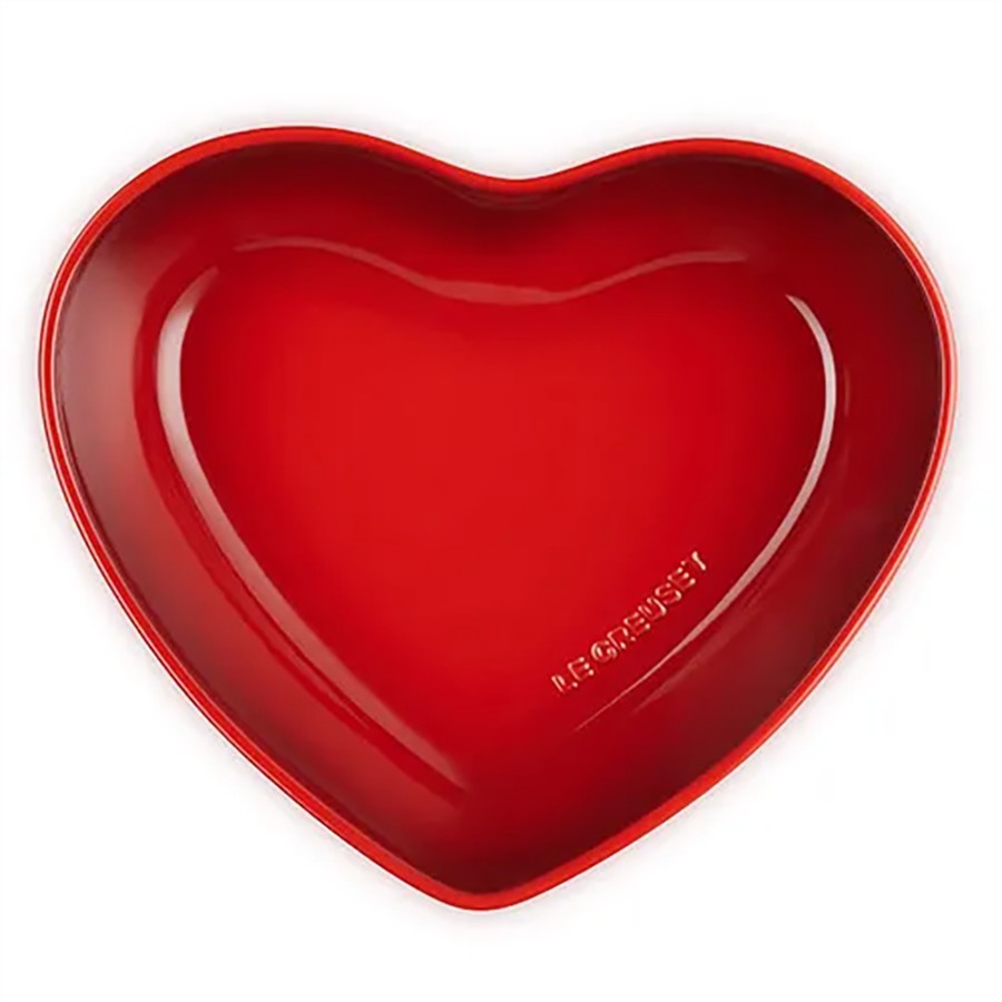 additioanl image for  Le Creuset Heart Bowl Cerise 2.9 Litre 