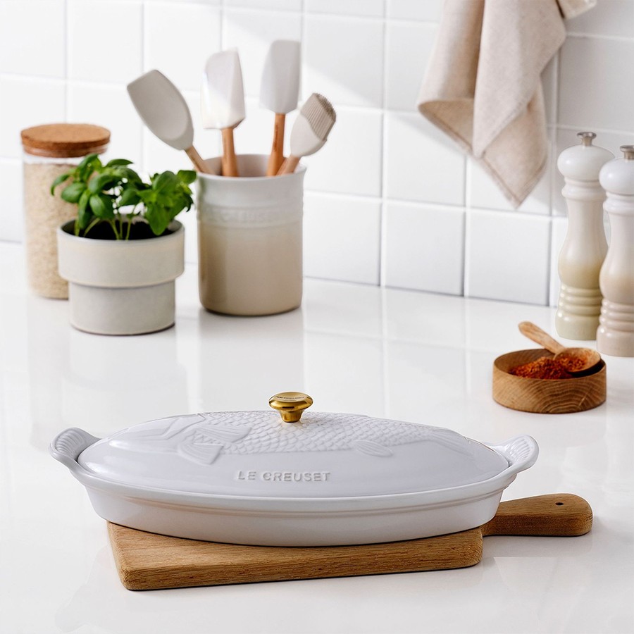 additioanl image for  Le Creuset Heritage Fish Dish White 34cm 