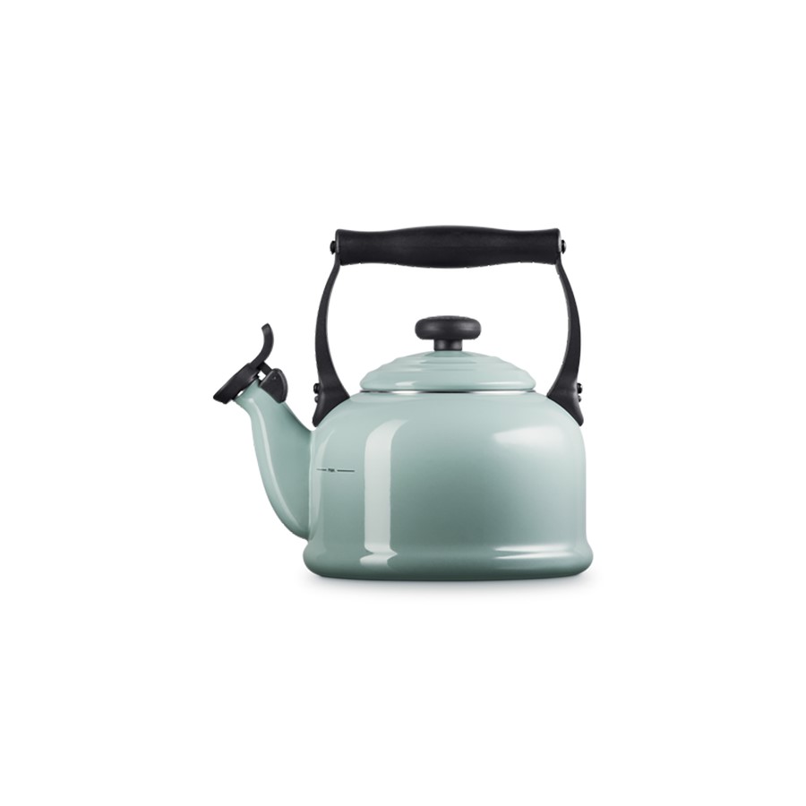 additioanl image for  Le Creuset Trad. Kettle Sea Salt 2.1 L 