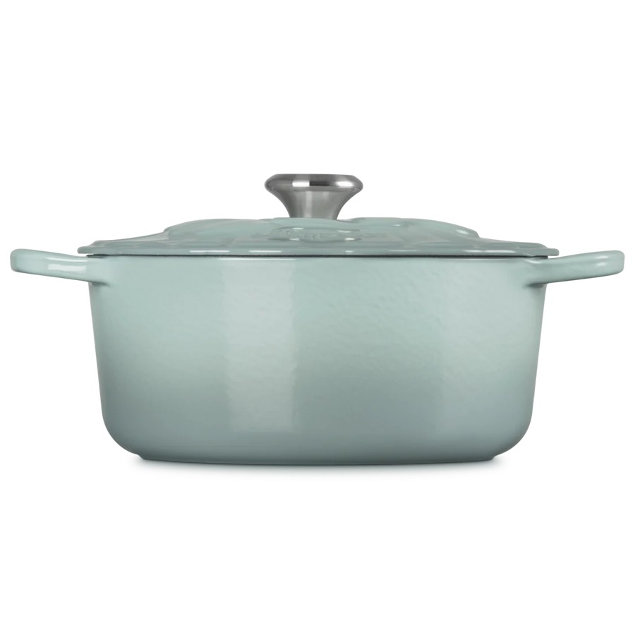 additioanl image for  Le Creuset Petal Round Cass S/Salt 26 cm 