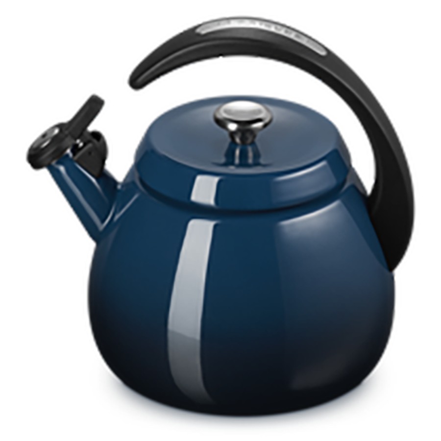 additioanl image for  Le Creuset Cloche Kettle Nuit 2.1 Litre 
