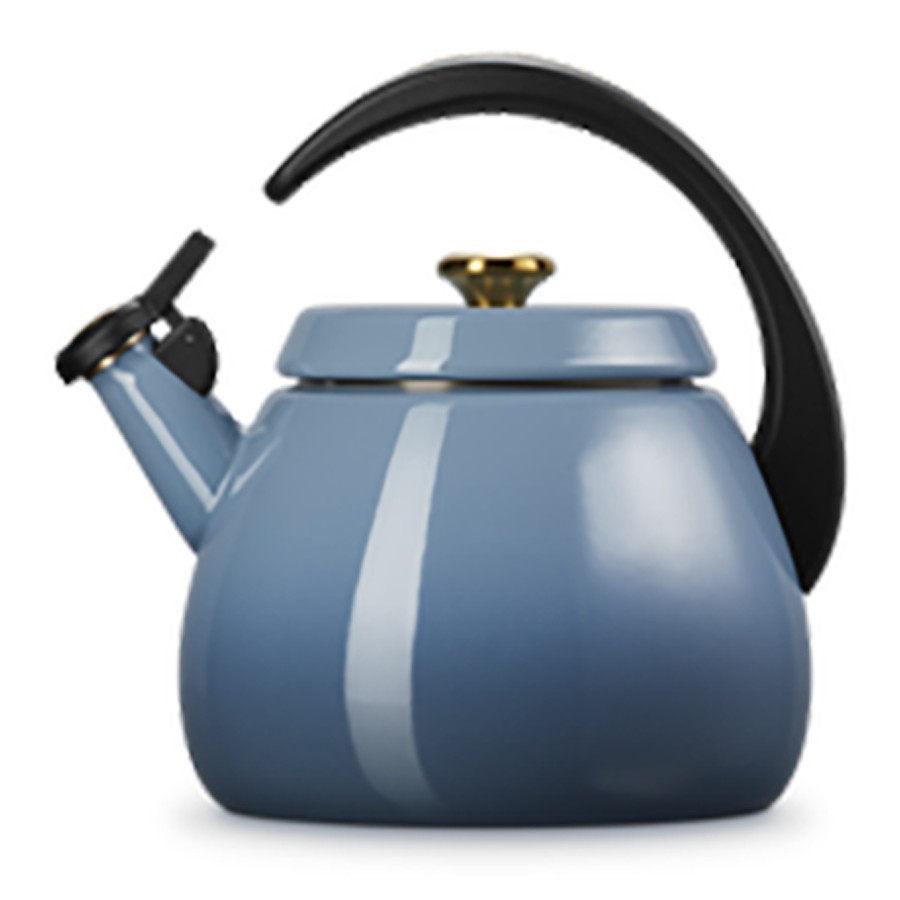 additioanl image for  Le Creuset Cloche Kettle Chambray 2.1 L 