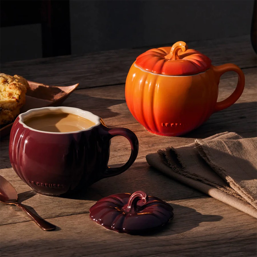 additioanl image for  Le Creuset Pumpkin Mug+Lid Garnet 400 ml 