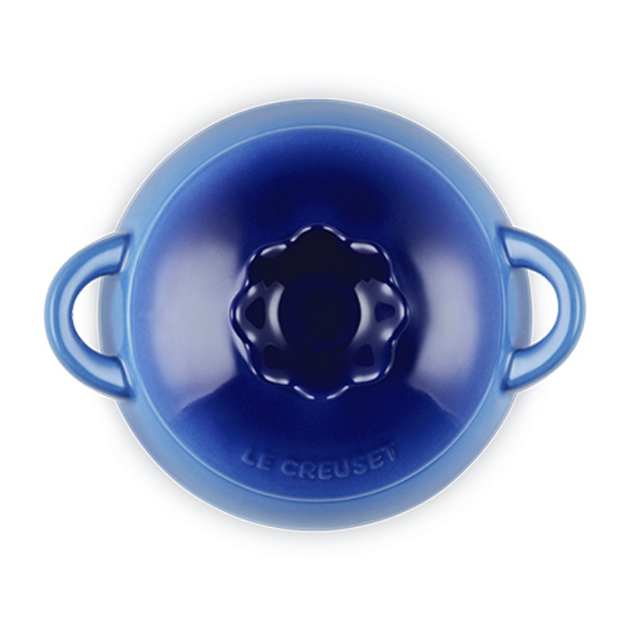 additioanl image for  Le Creuset Coc. B/Berry Az. Blue 570 ml 