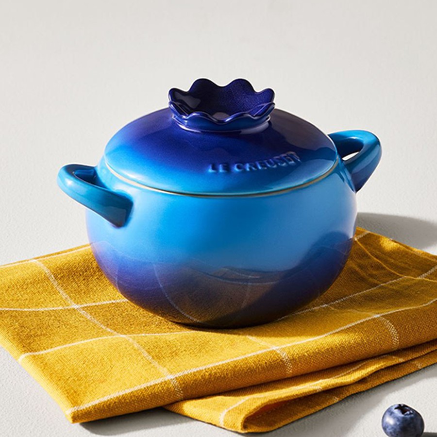 additioanl image for  Le Creuset Coc. B/Berry Az. Blue 570 ml 