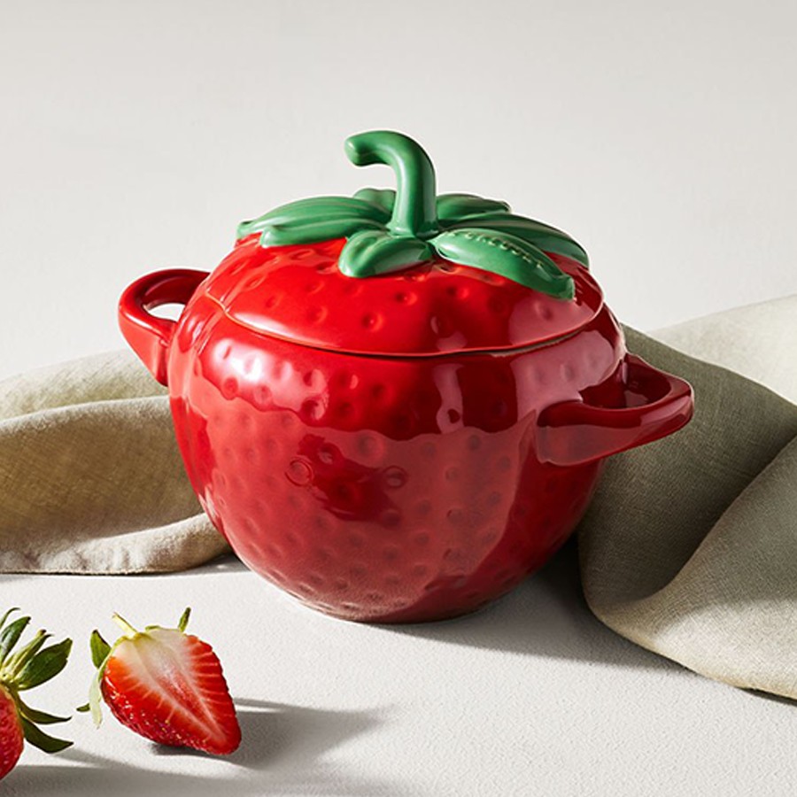 additioanl image for  Le Creuset Cocotte Strawberry 570 ml 
