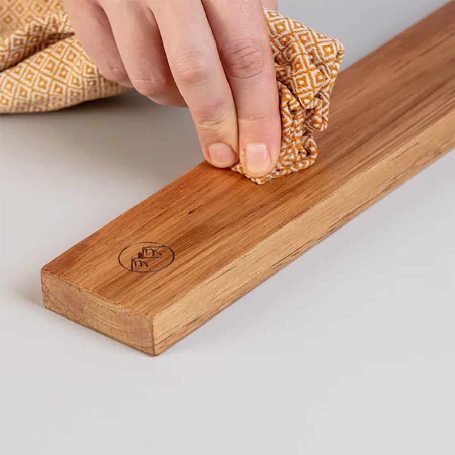 additioanl image for  Bare Cookware Magnet Strip 45 cm 