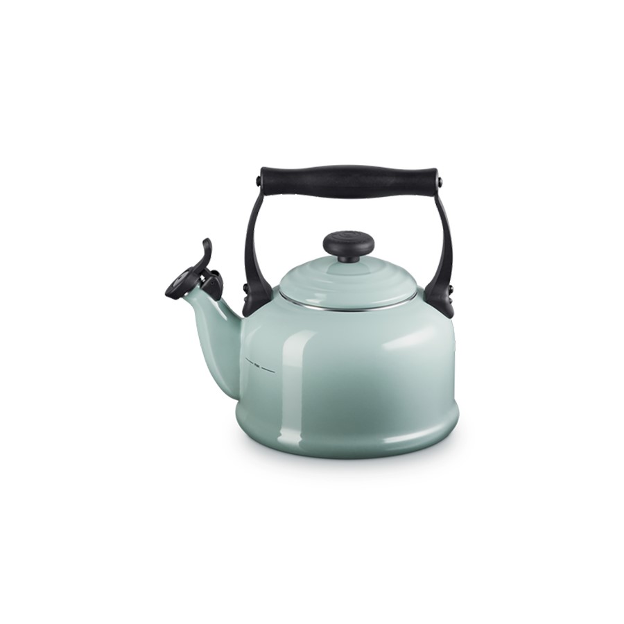 Le Creuset Trad. Kettle Sea Salt 2.1 L Image