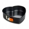 Le Creuset Bakeware Heart-Shaped Springform Cake Tin 26 cm Black