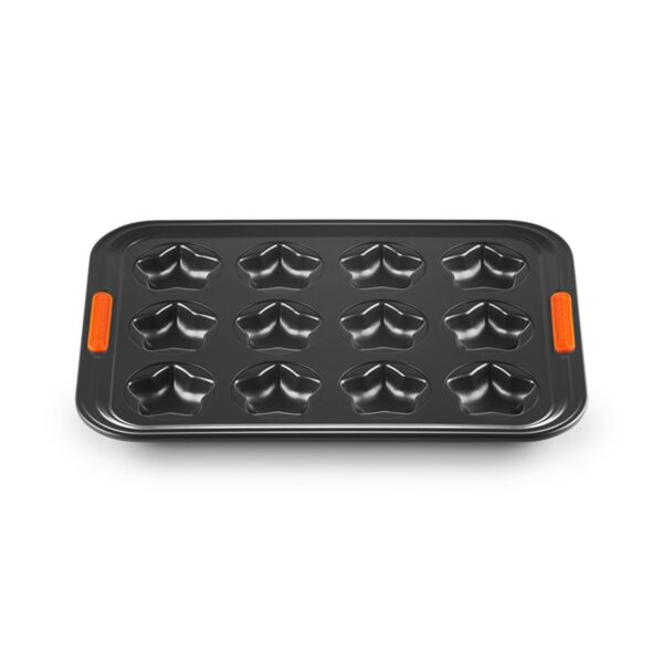 Le Creuset 12 Cup Star Bakeware Blk.Tray - Image 2