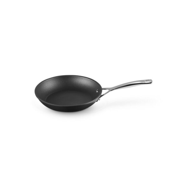 Le Creuset Shallow Frying Pan Black 24cm - Image 2