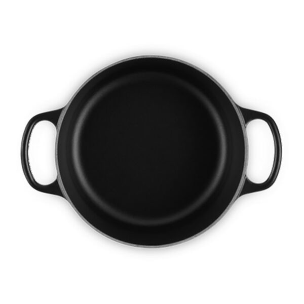 Le Creuset Round Casserole S/Black 18 cm - Image 5