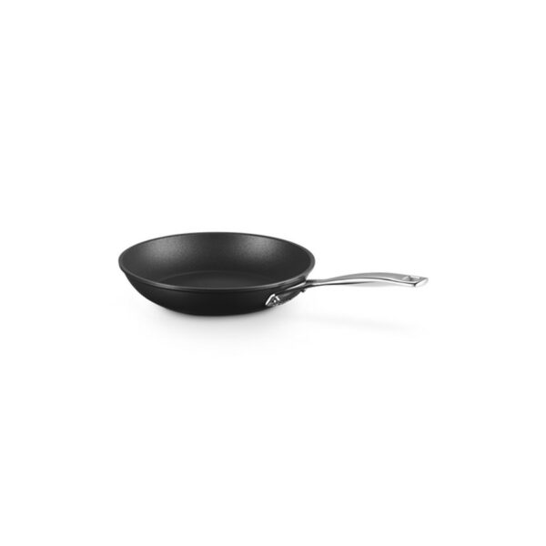 Le Creuset Shallow Frying Pan Black 24cm - Image 5