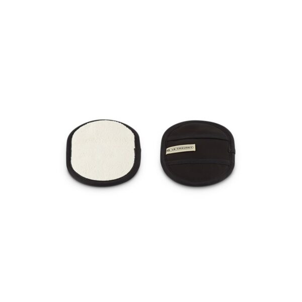 Le Creuset 2 Pot Holders Black 17.5 cm - Image 3
