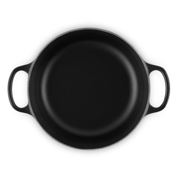 Le Creuset Round Casserole S/Black 20 cm - Image 4